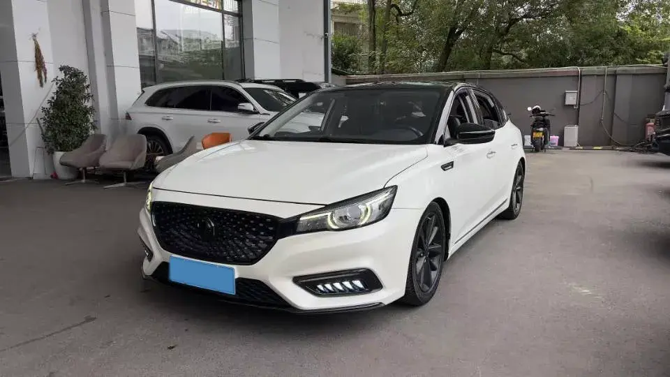 2018 MG MG6 view 1