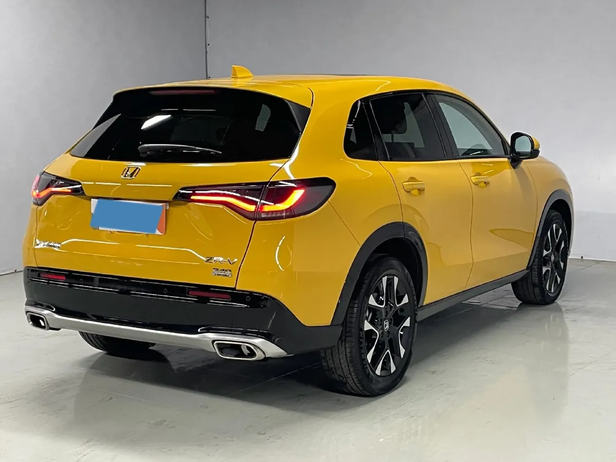 2022 Honda ZR-V 1.5T 182HP L4 CVT,autocango,china used car exporter,china ev exporter,chinese used car exporter,chinese used ev exporter