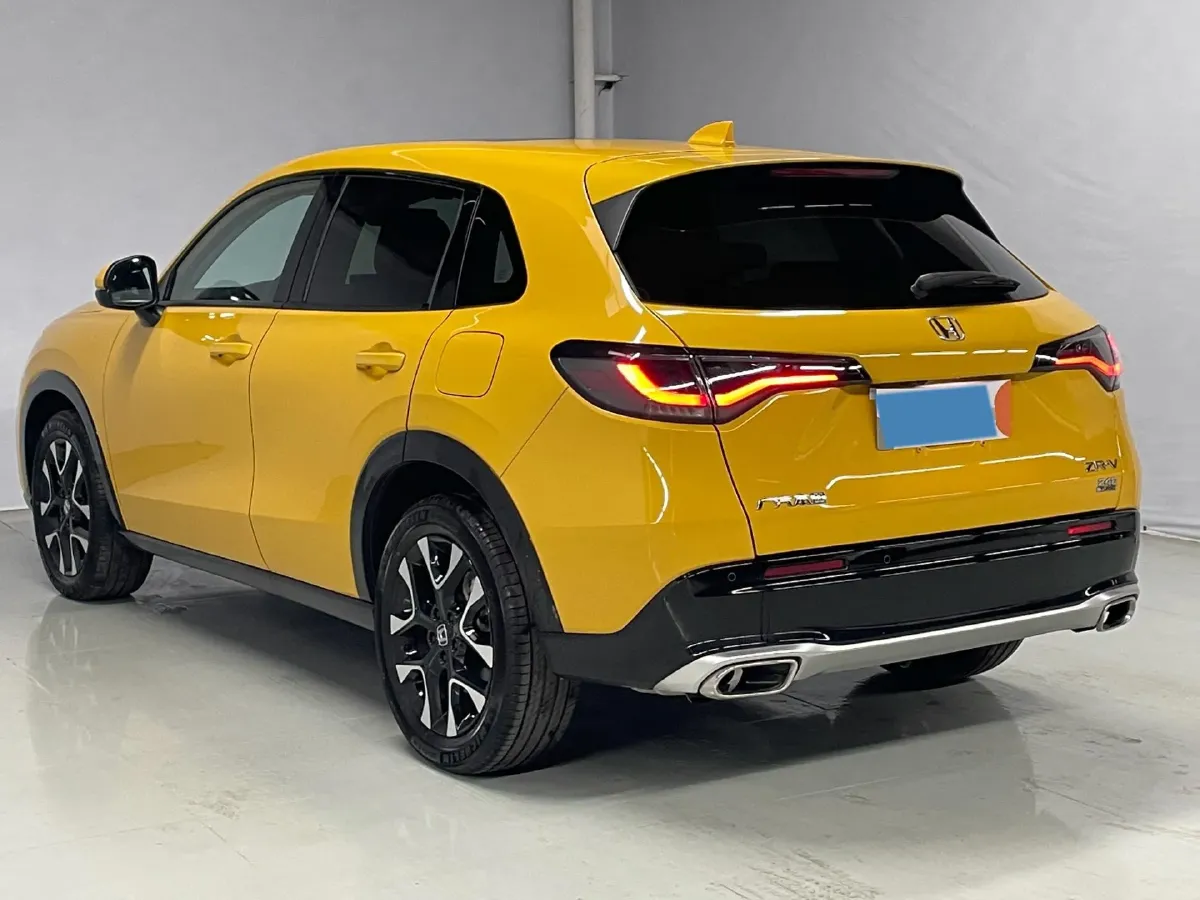 2022 Honda ZR-V 1.5T 182HP L4 CVT,autocango,china used car exporter,china ev exporter,chinese used car exporter,chinese used ev exporter