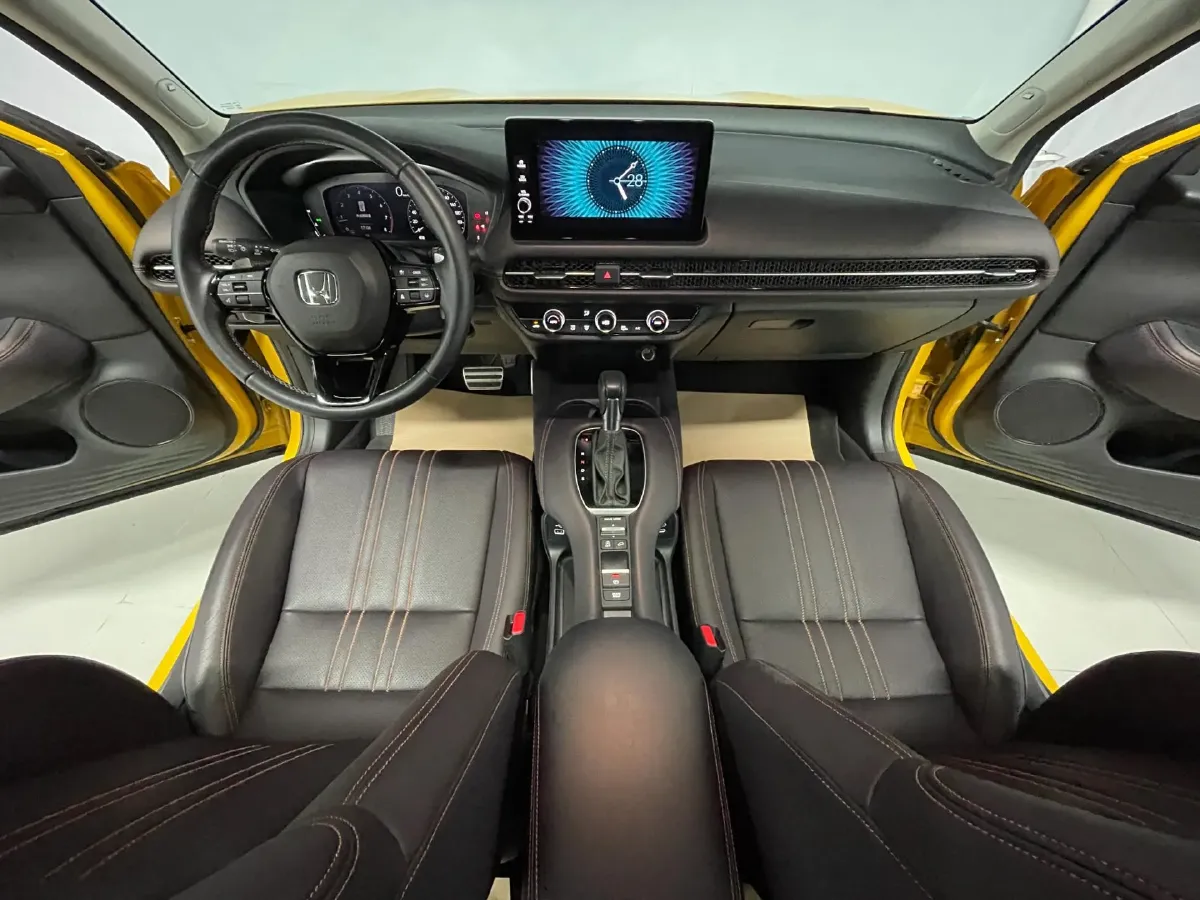 2022 Honda ZR-V 1.5T 182HP L4 CVT,autocango,china used car exporter,china ev exporter,chinese used car exporter,chinese used ev exporter