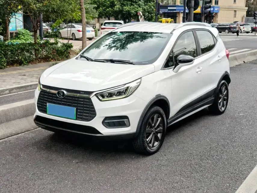 2019 BYD YUAN view 1