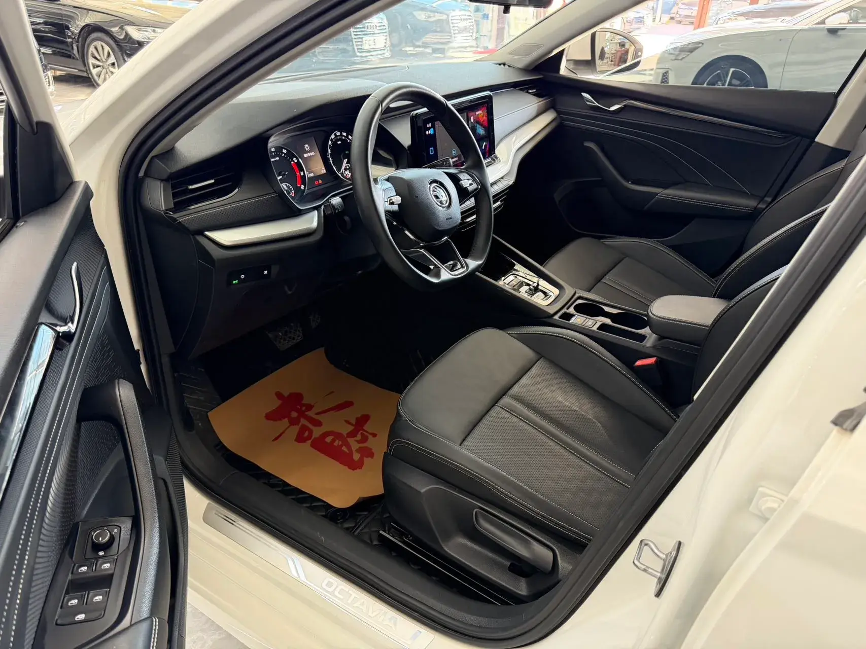 2021 SKODA OCTAVIA thumbnail 4