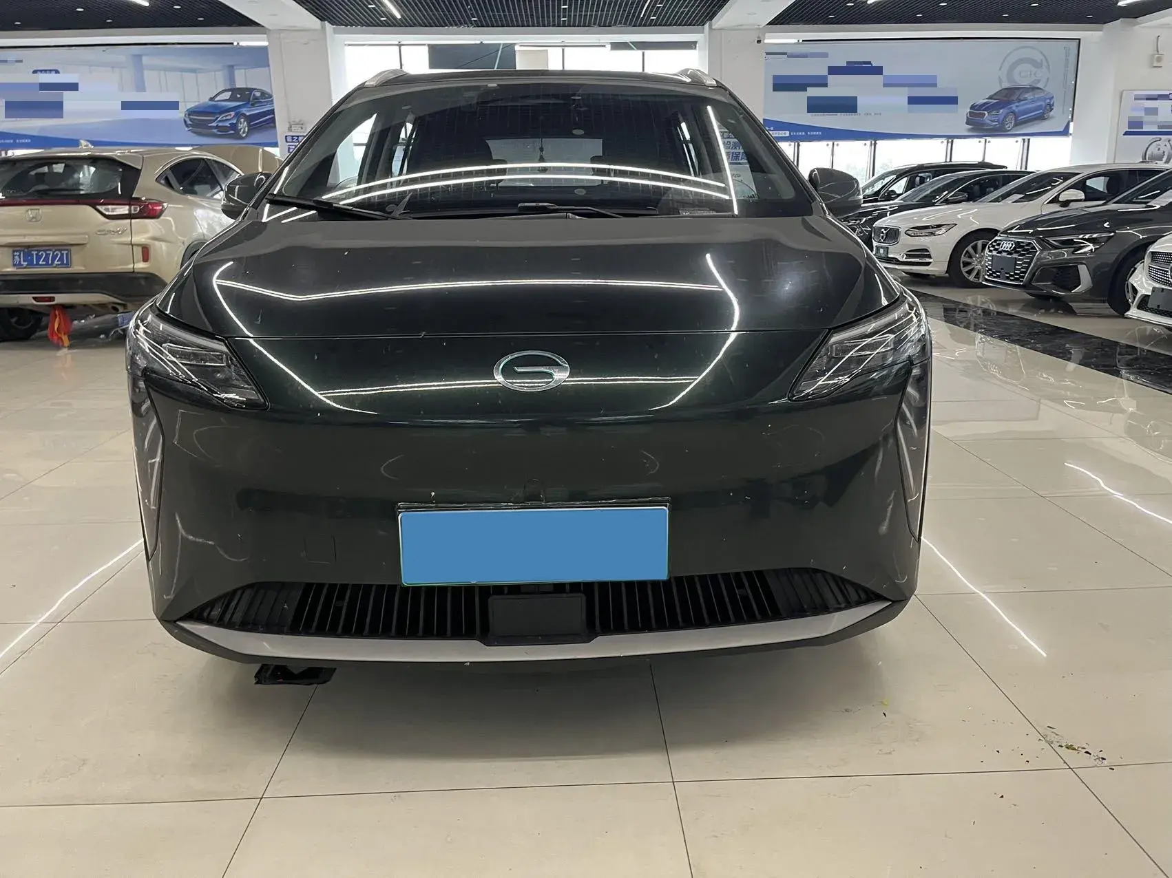 2023 AION Y thumbnail 2