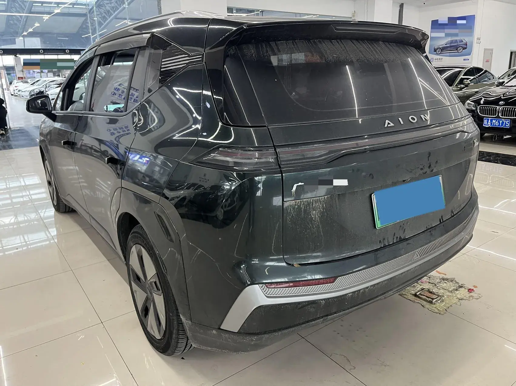 2023 AION Y thumbnail 3