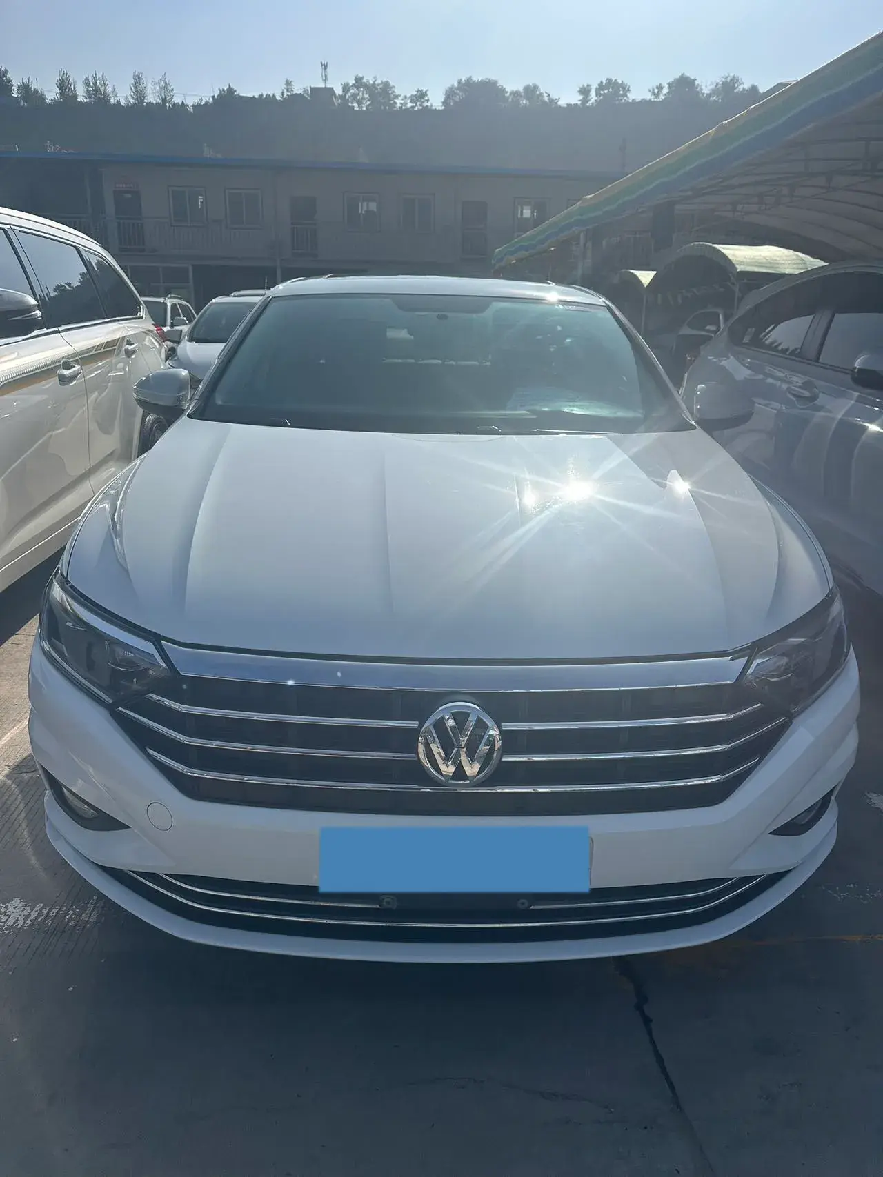 2021 VOLKSWAGEN SAGITAR thumbnail 2