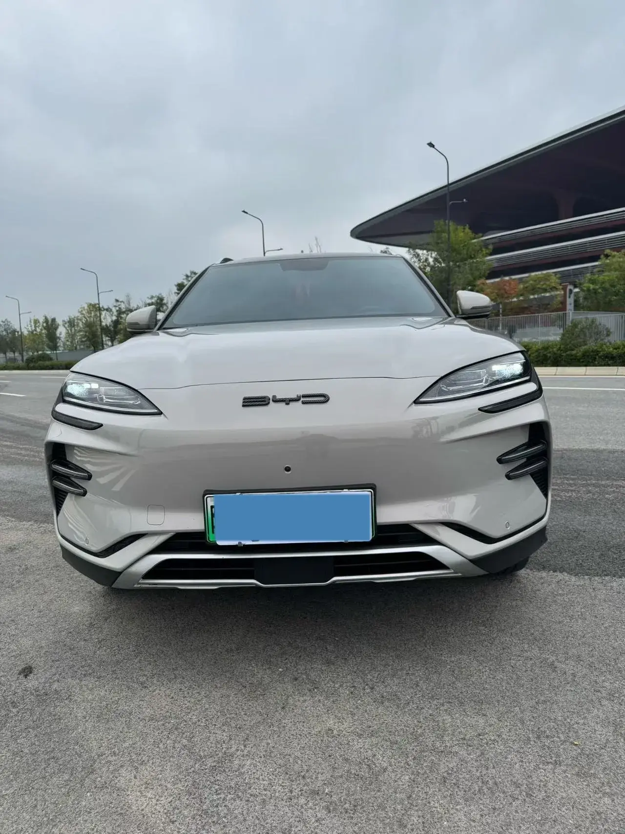 2023 BYD SONG thumbnail 2