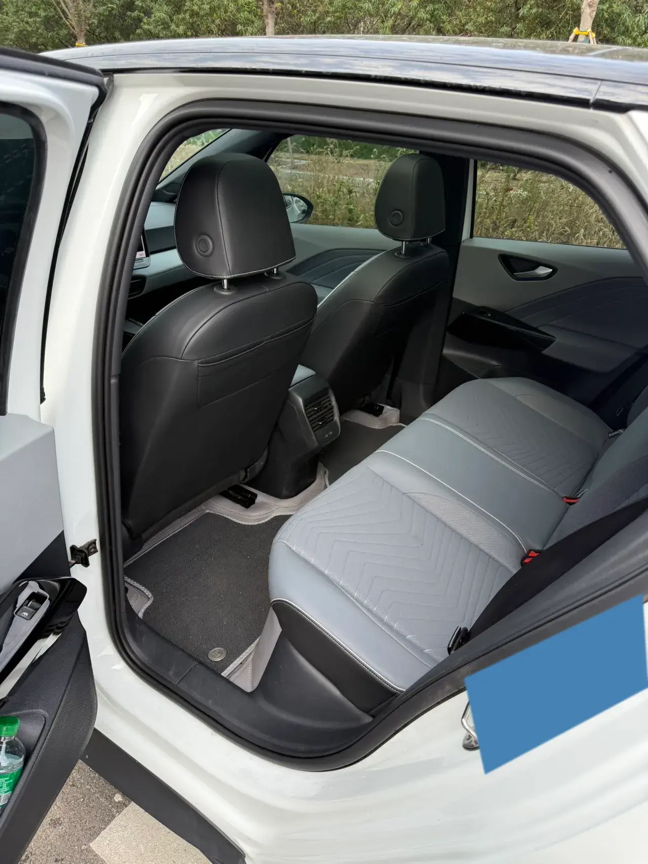 2025 VOLKSWAGEN ID.3 thumbnail 3