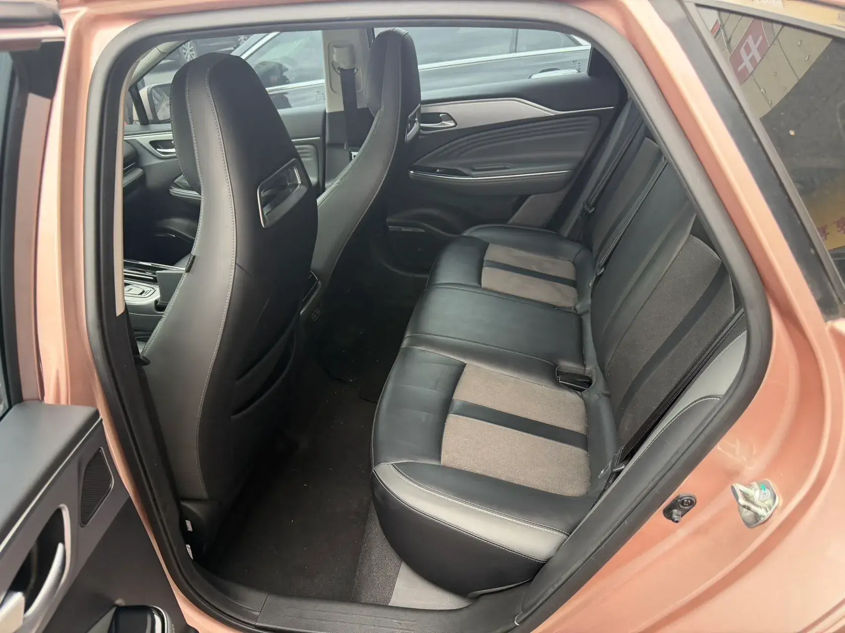 2021 AION S thumbnail 3