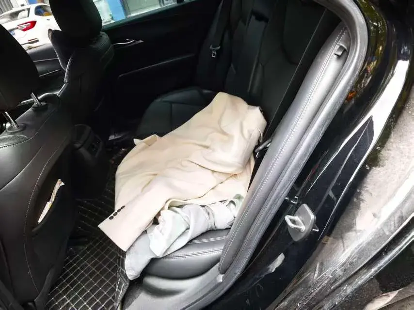 2022 CADILLAC CT4 thumbnail 4