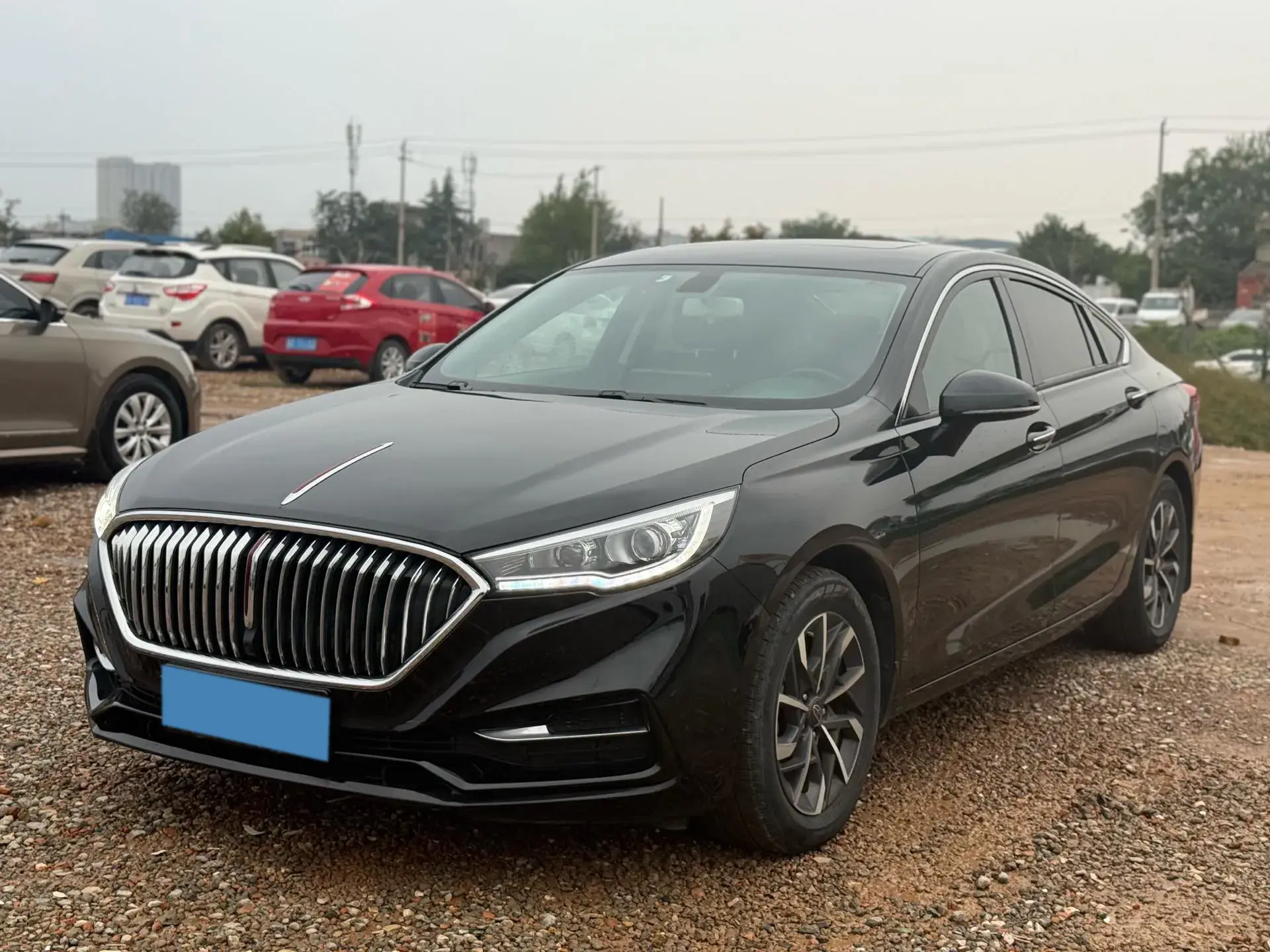 2020 HONGQI H5 view 1