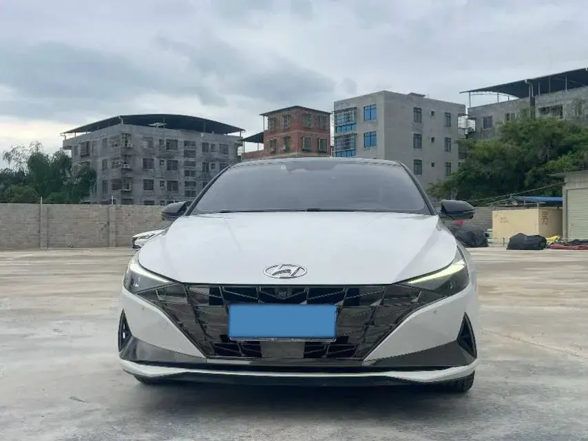 2021 HYUNDAI ELANTRA thumbnail 2