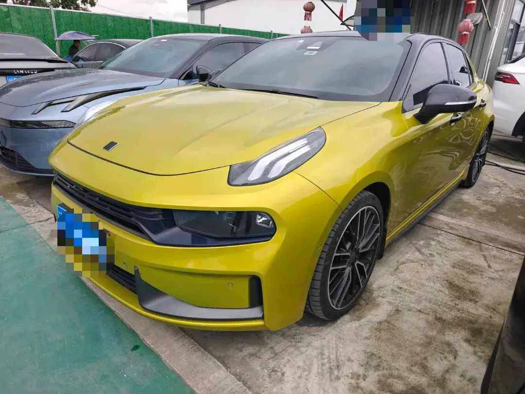 2021 LYNK&CO 03 view 1