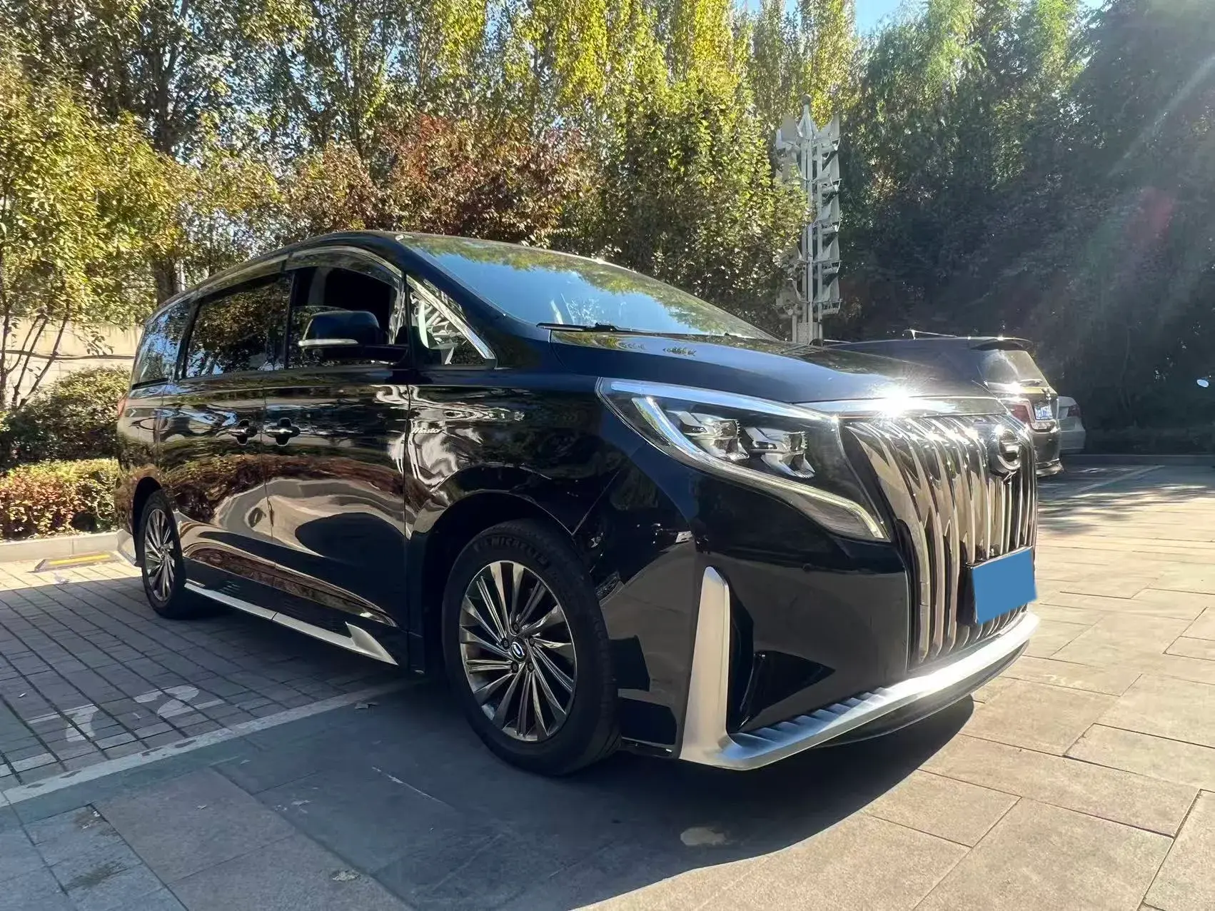 2021 GAC TRUMPCHI thumbnail 3