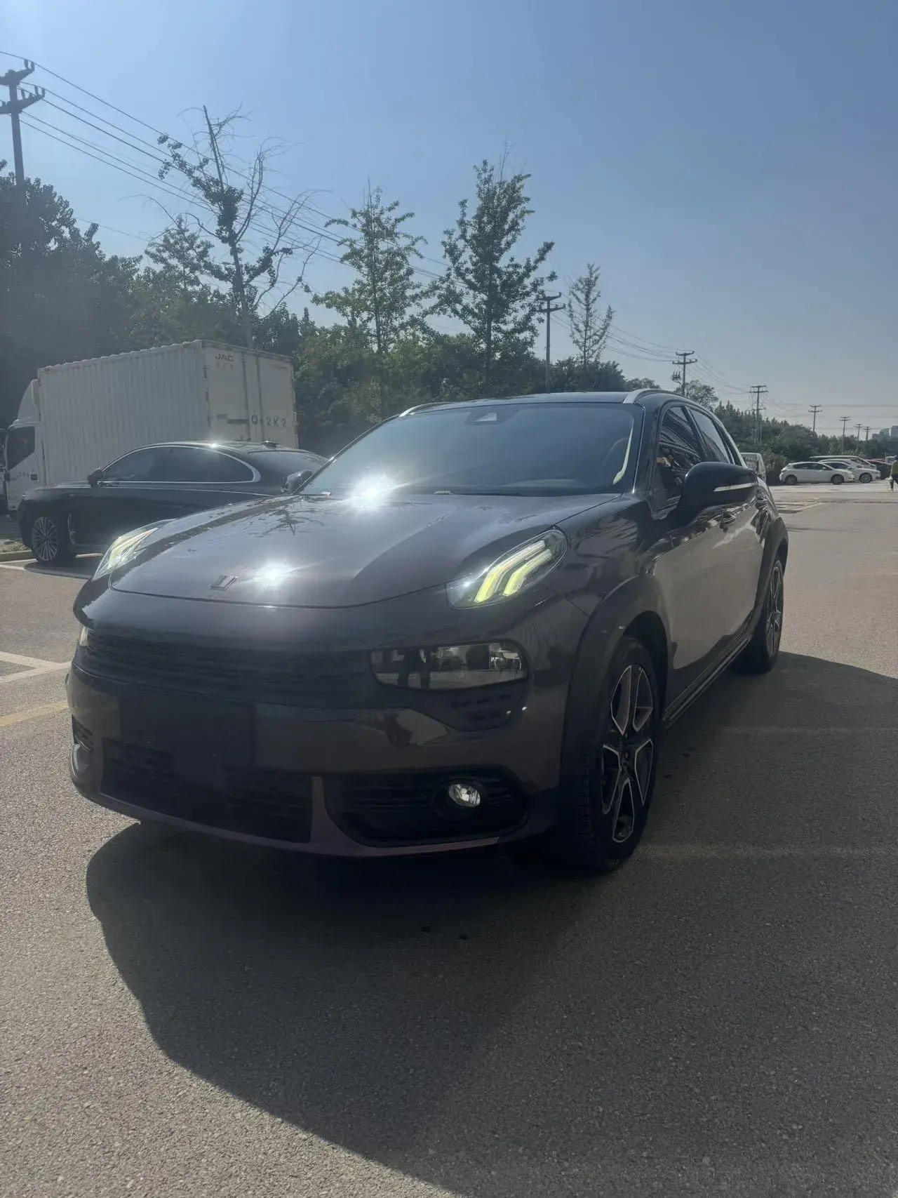 2021 LYNK&CO 02 view 1