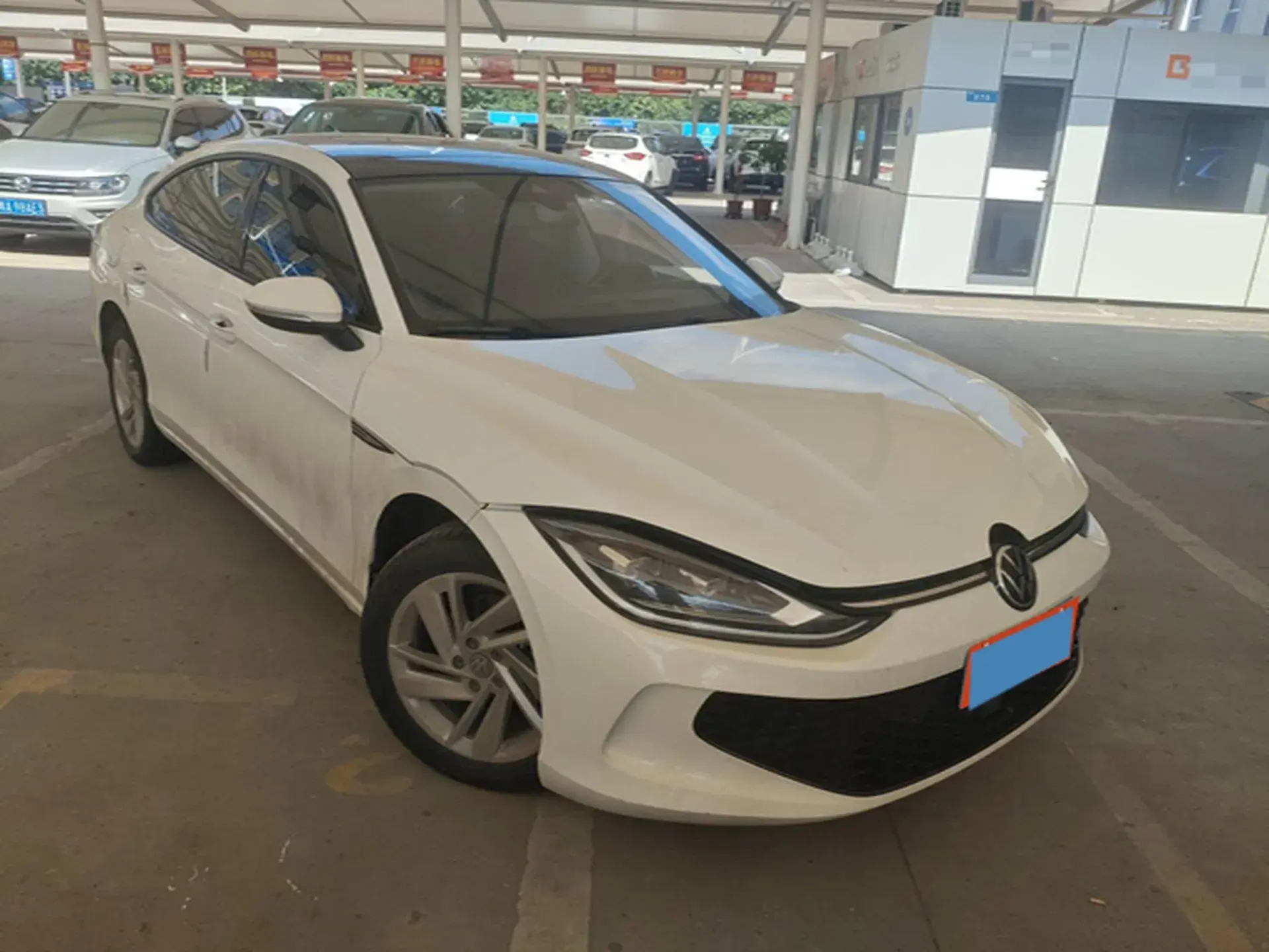 2022 VOLKSWAGEN LAMANDO thumbnail 4