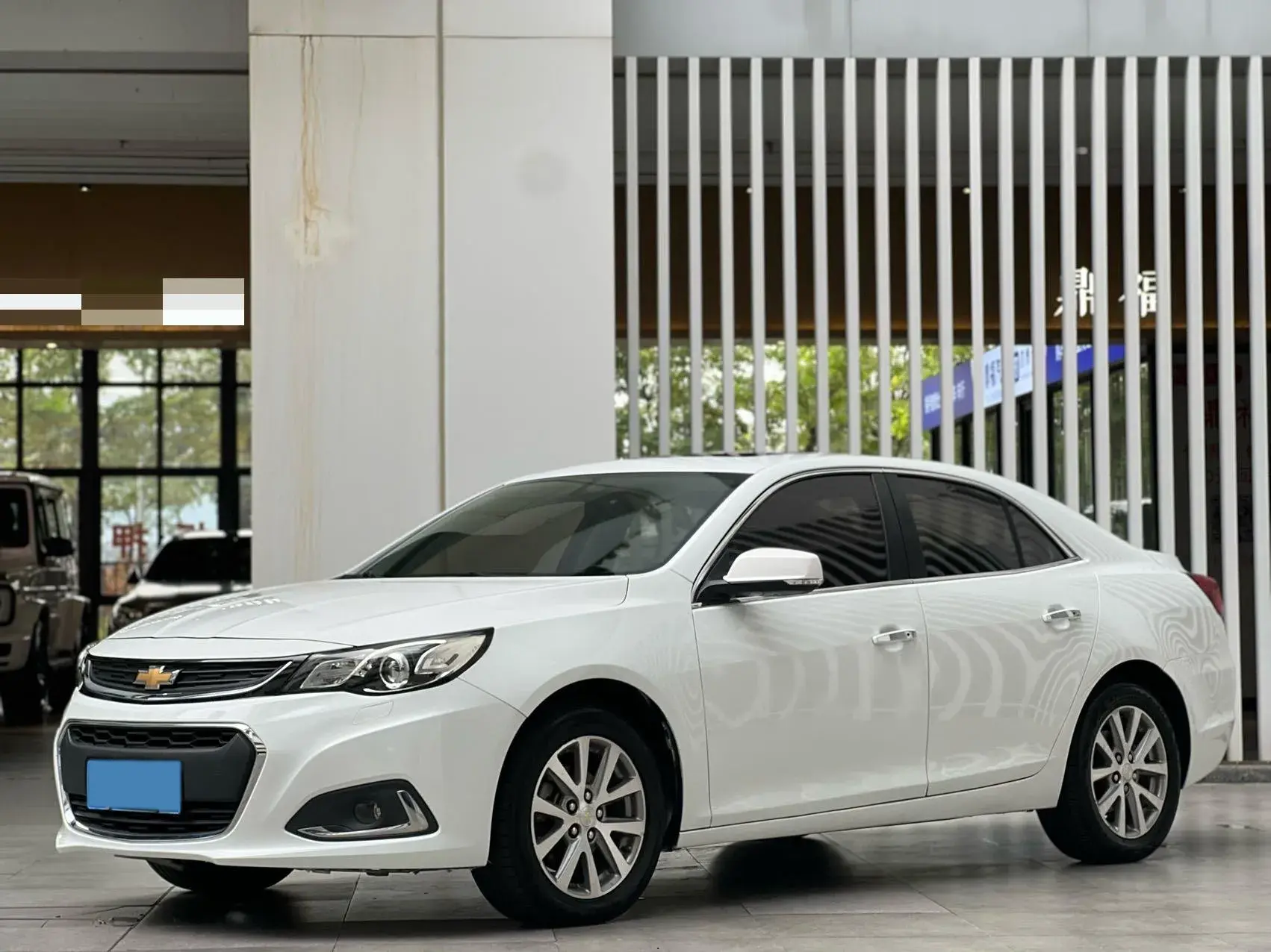 2018 CHEVROLET MALIBU view 1
