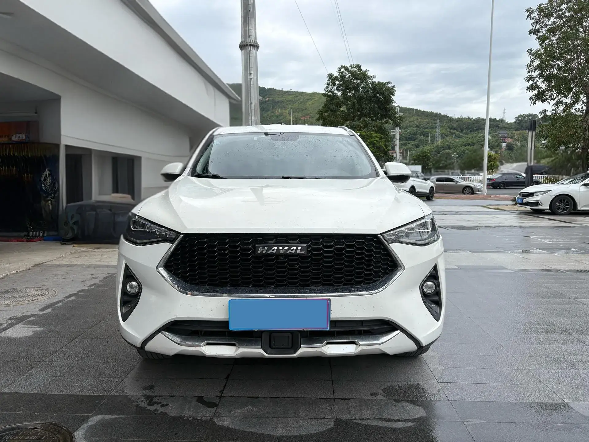 2019 HAVAL F7 thumbnail 2