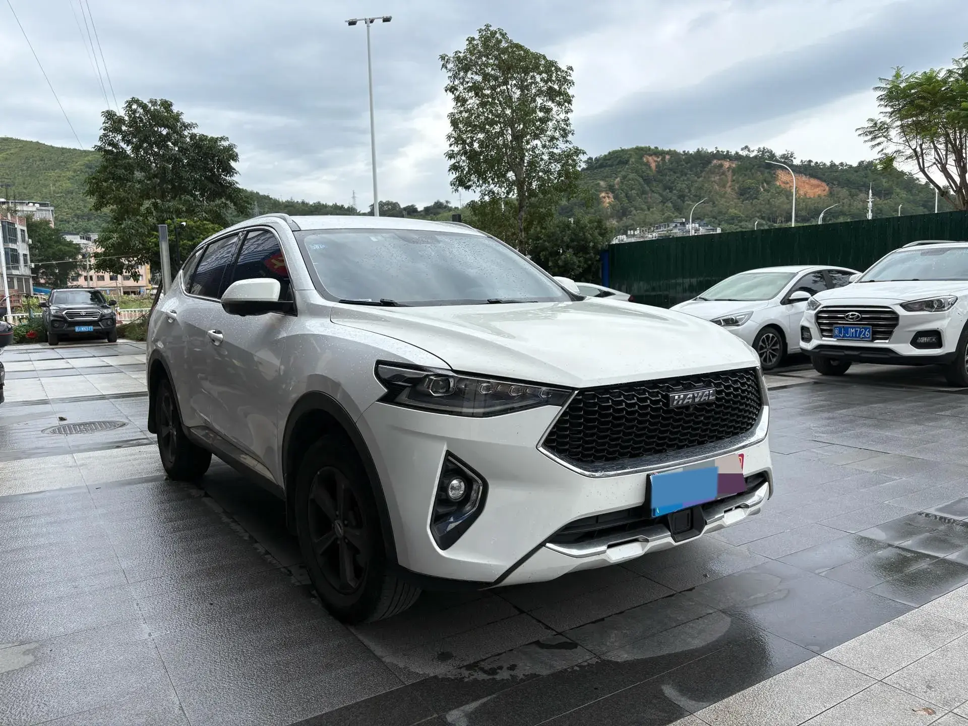 2019 HAVAL F7 thumbnail 3