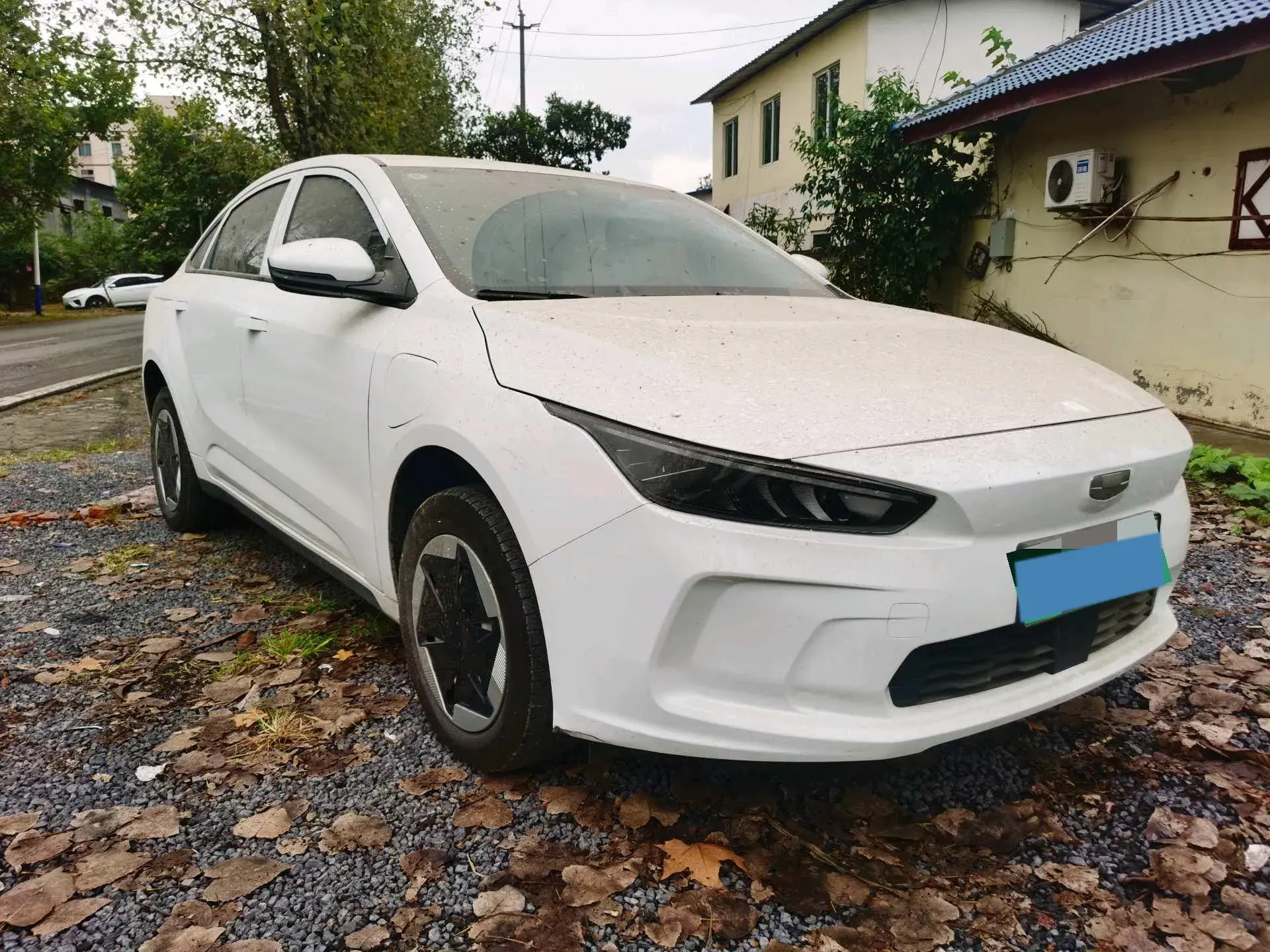 2024 GEOMETRY A thumbnail 2