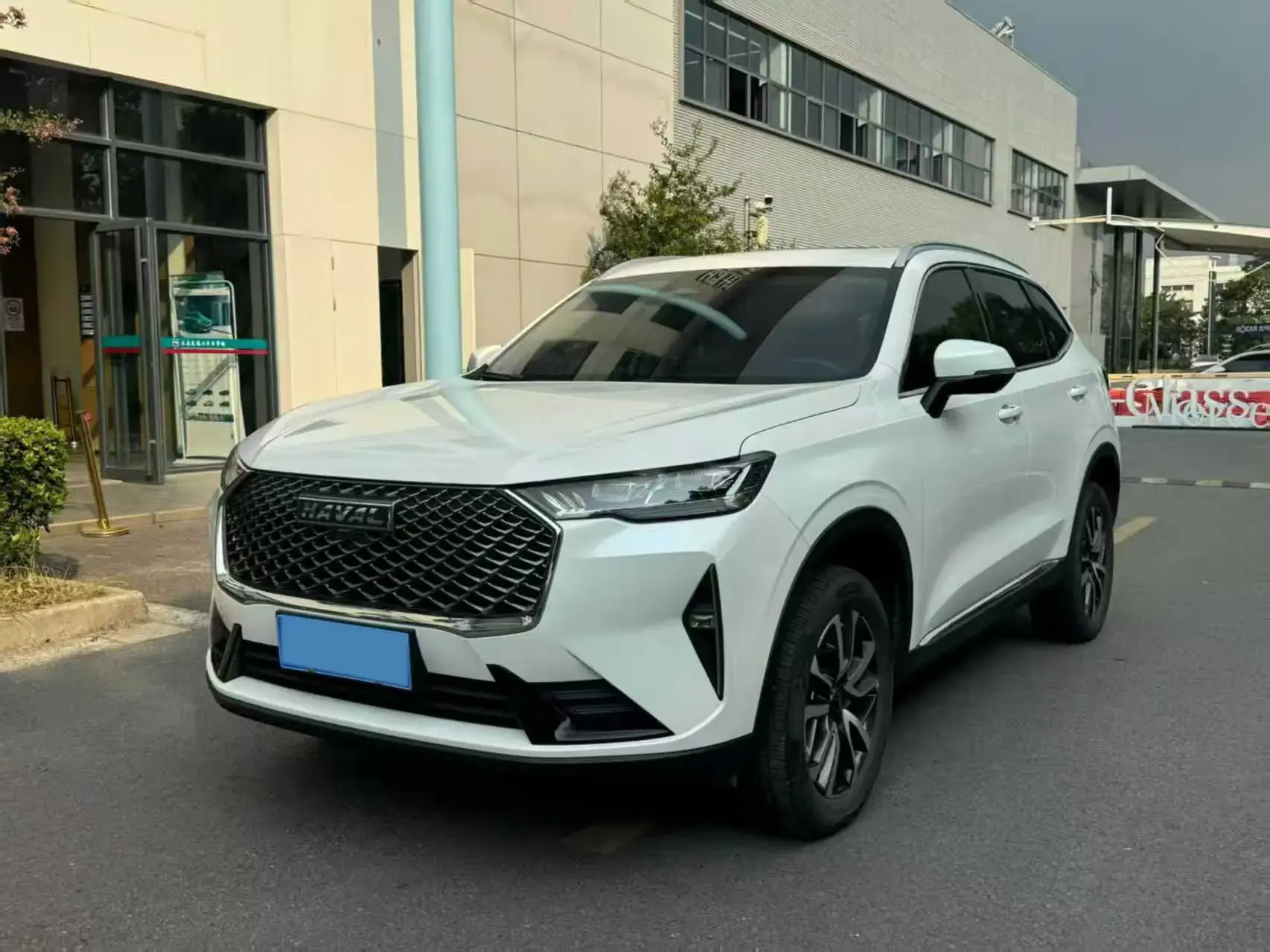 2021 HAVAL H6 view 1