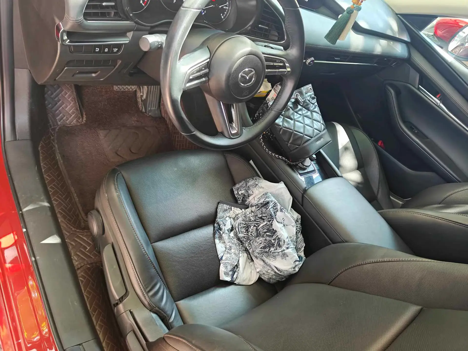 2022 MAZDA 3 thumbnail 4