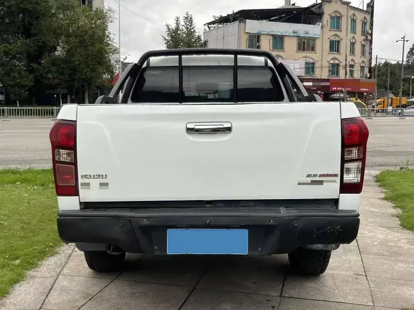 2018 ISUZU LINGTUO thumbnail 4