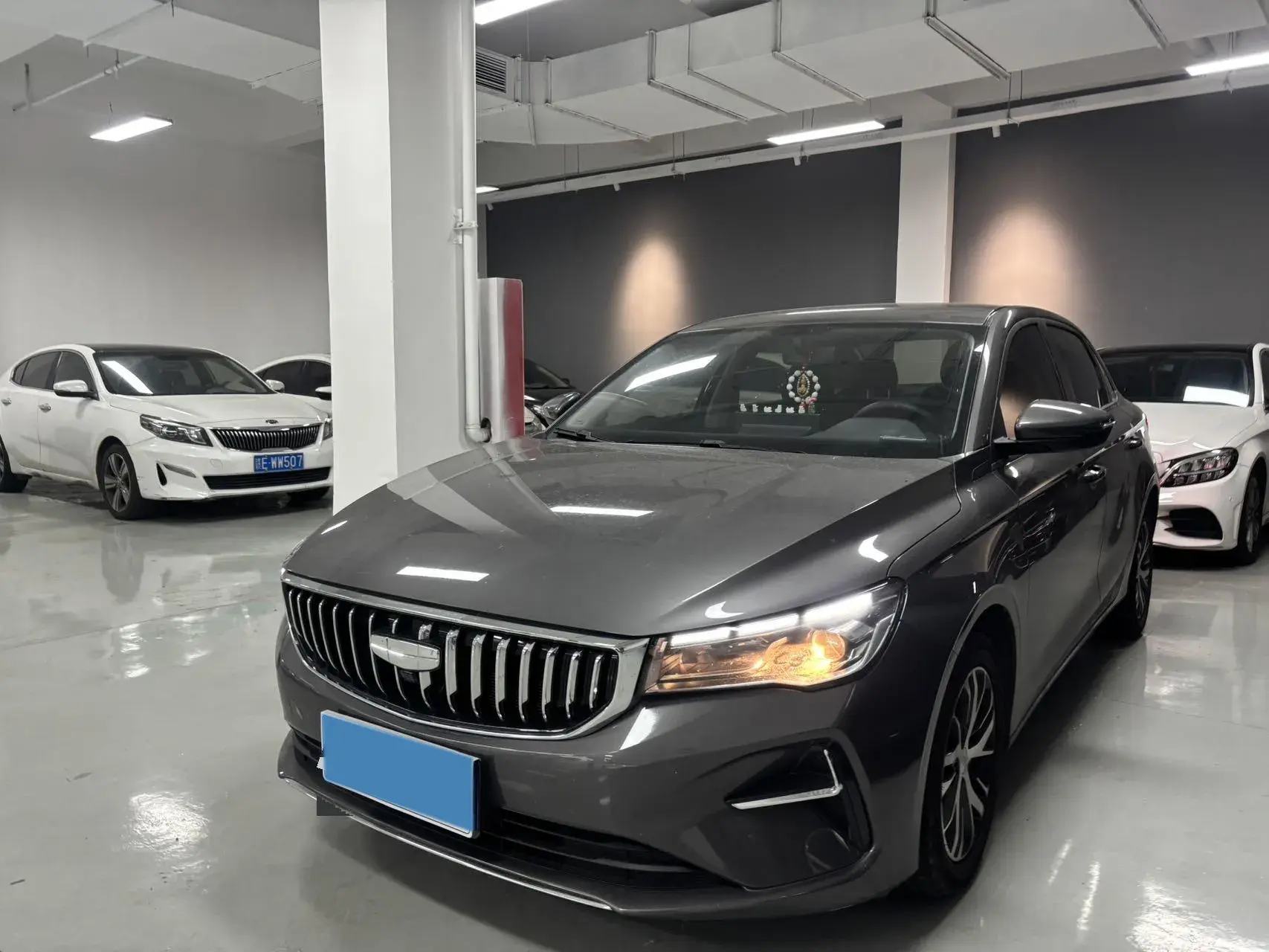 2025 GEELY EMGRAND view 1