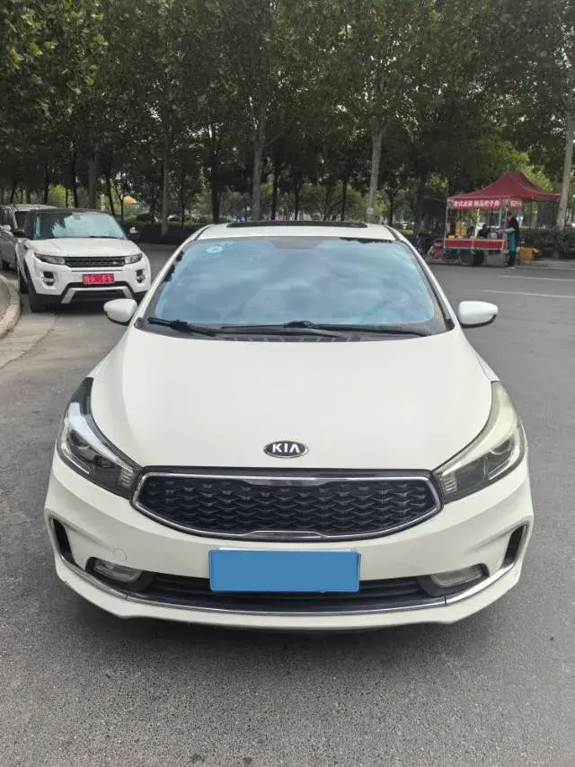 2017 KIA K3 thumbnail 2