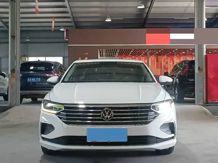 2023 VOLKSWAGEN LAVIDA thumbnail 2