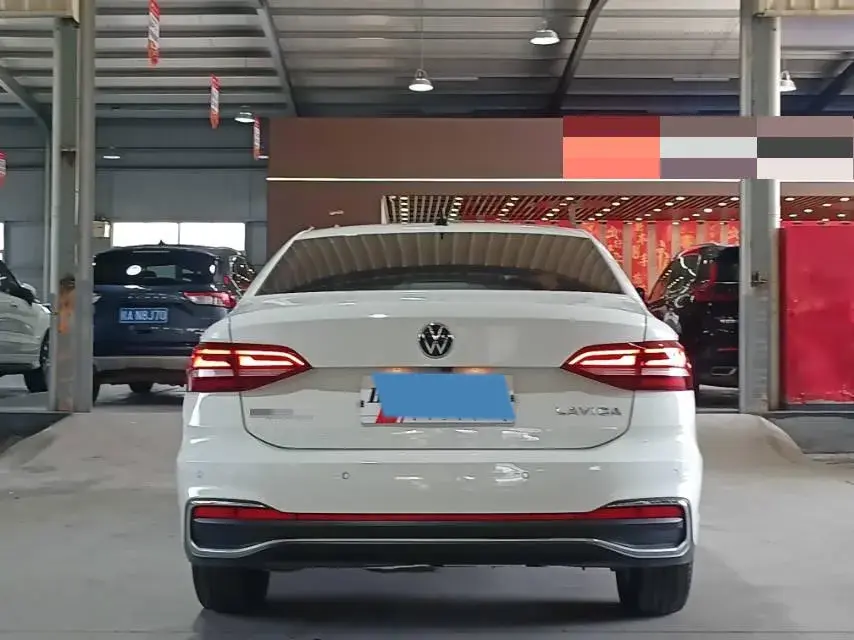 2023 VOLKSWAGEN LAVIDA thumbnail 4