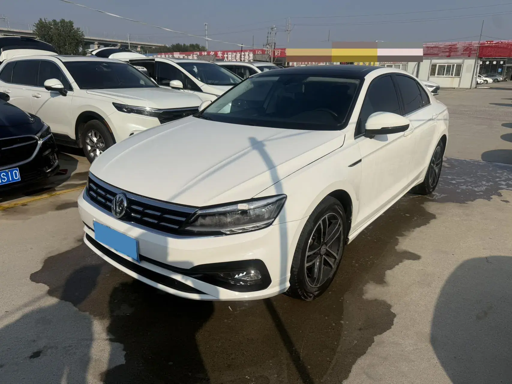2019 VOLKSWAGEN LAMANDO view 1