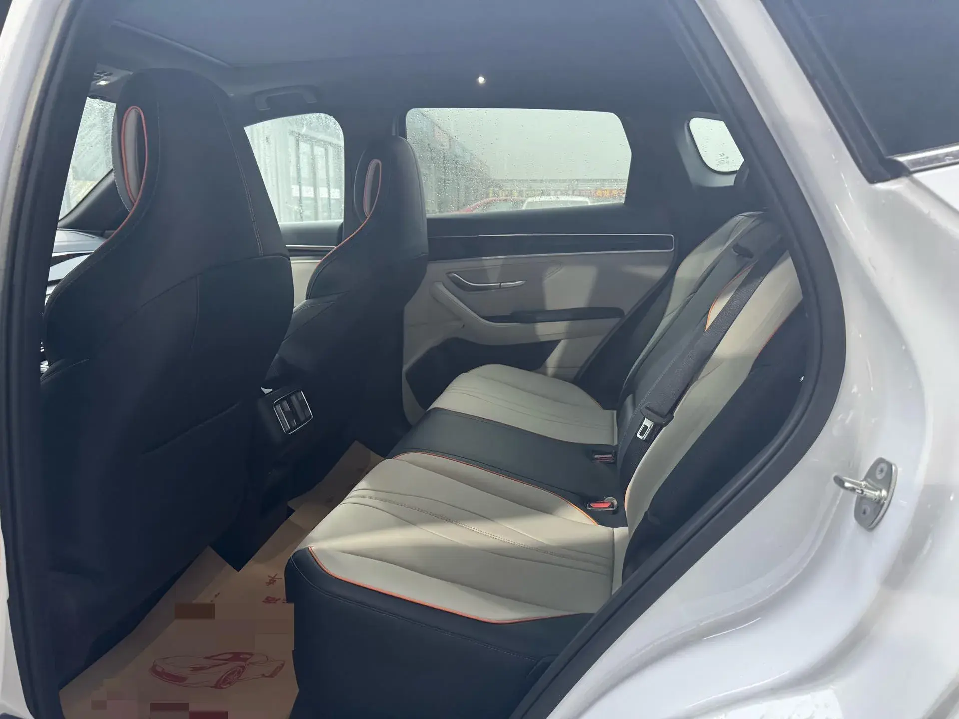 2023 BYD SONG thumbnail 3