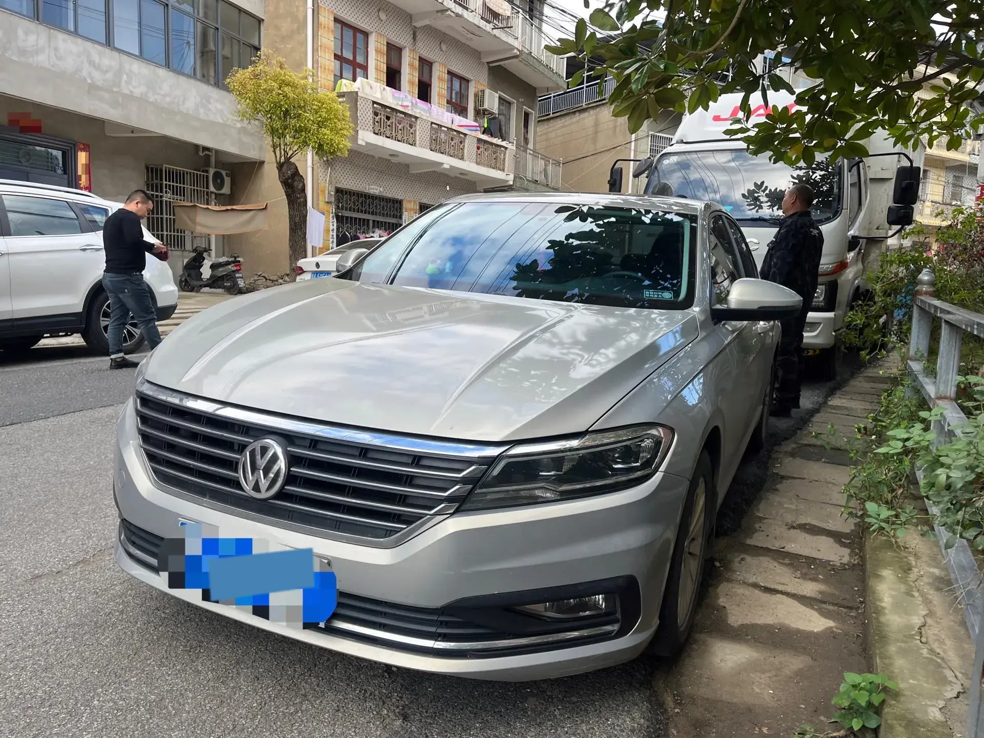 2019 VOLKSWAGEN LAVIDA view 1