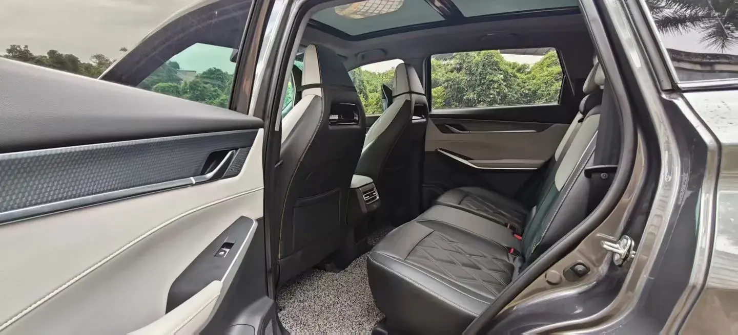 2023 CHANGAN CS75 thumbnail 3