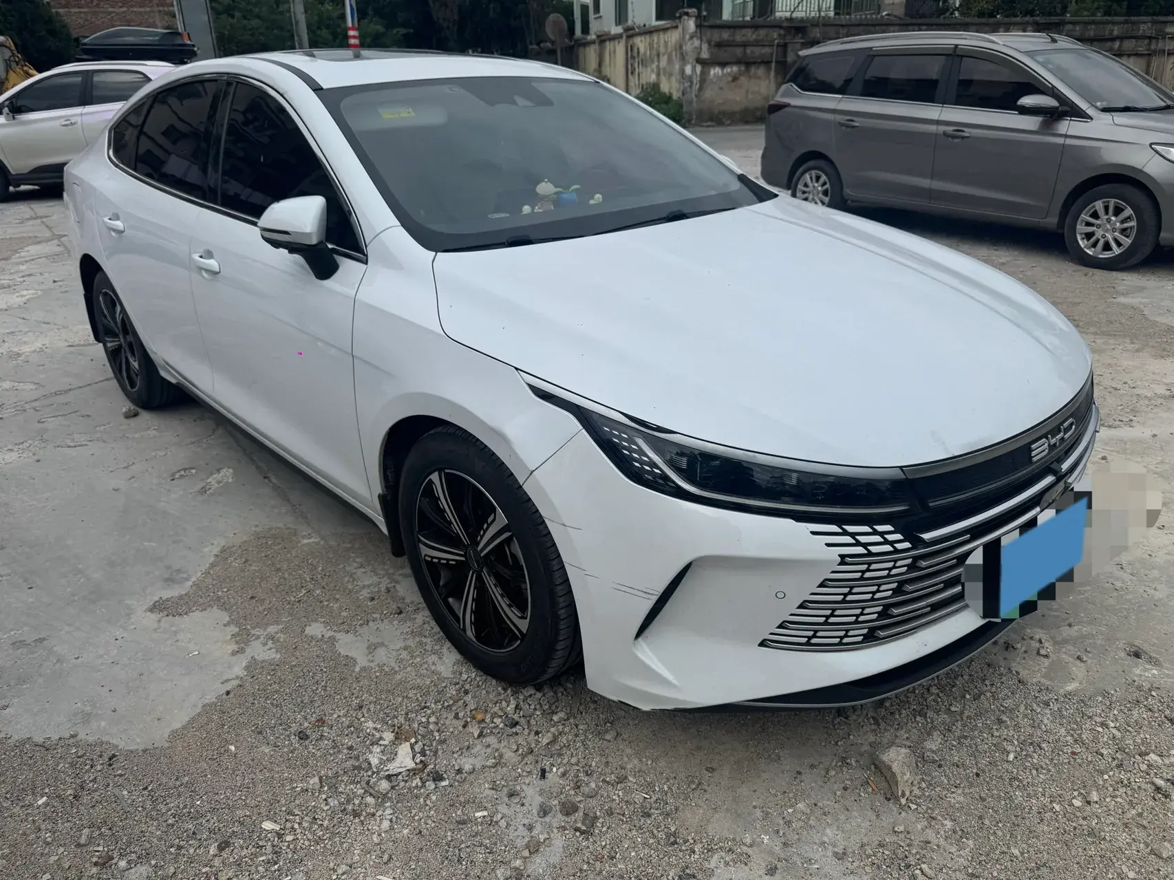 2022 BYD DESTROYER thumbnail 3