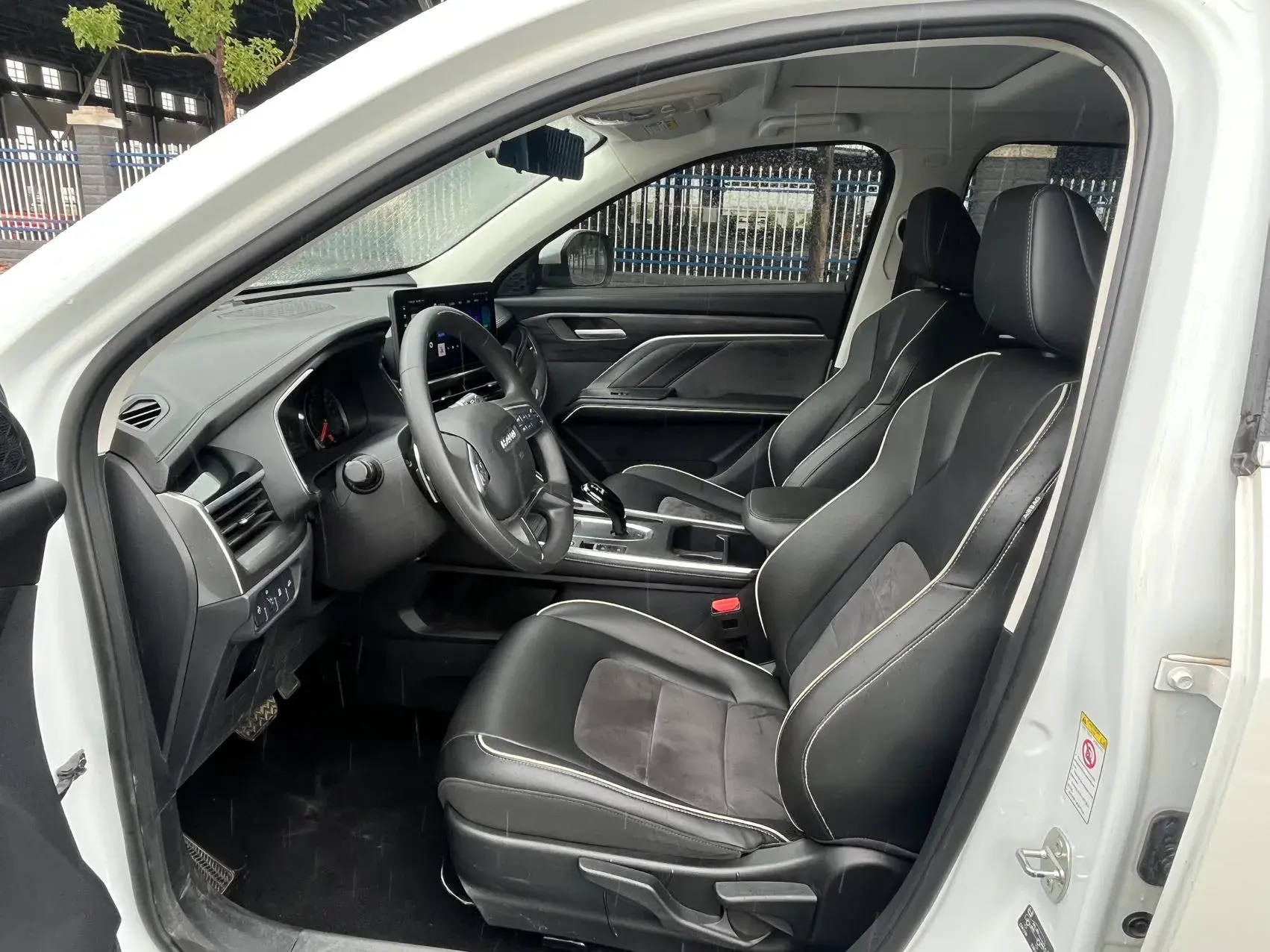 2021 HAVAL H6 thumbnail 4