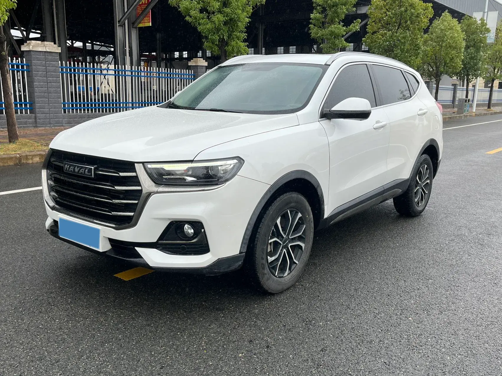 2021 HAVAL H6 view 1
