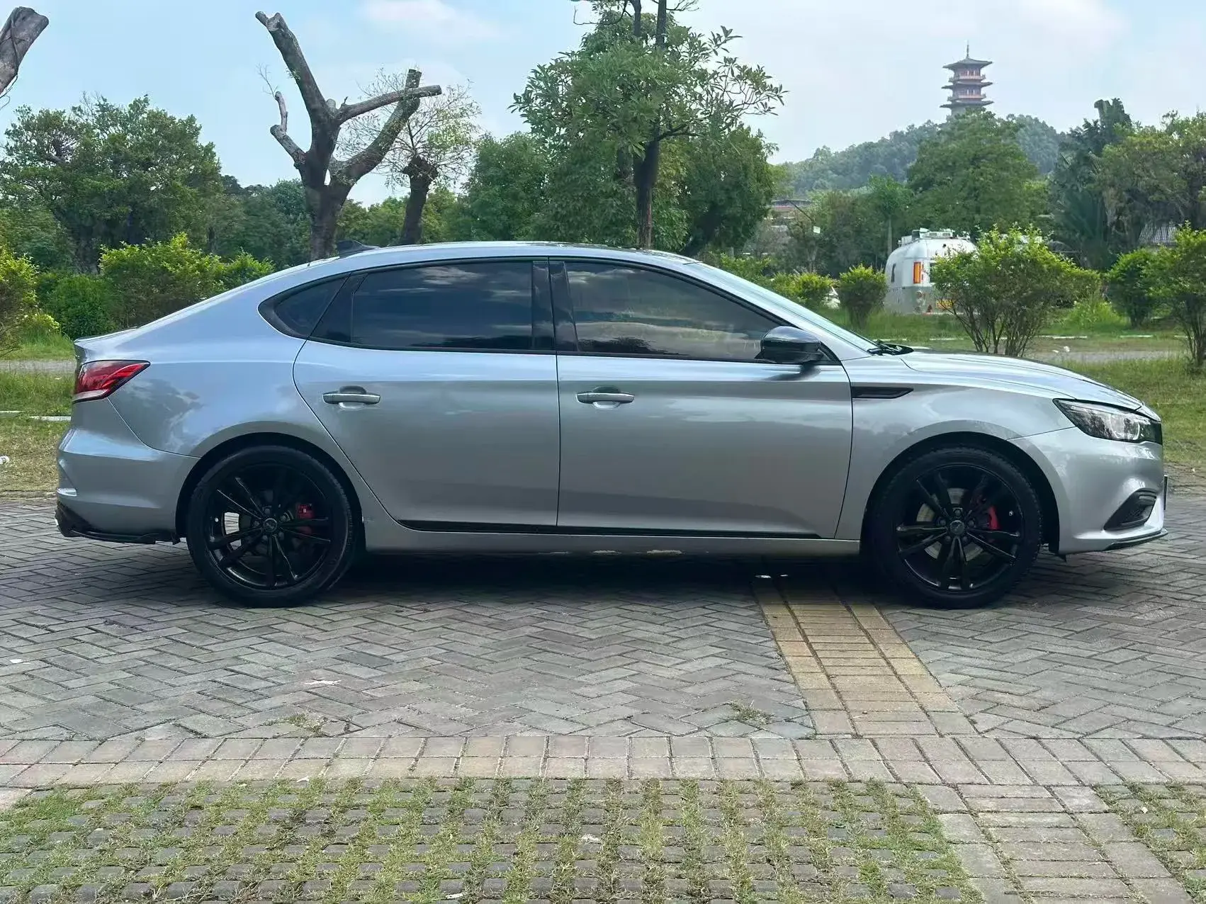 2019 MG MG6 thumbnail 4