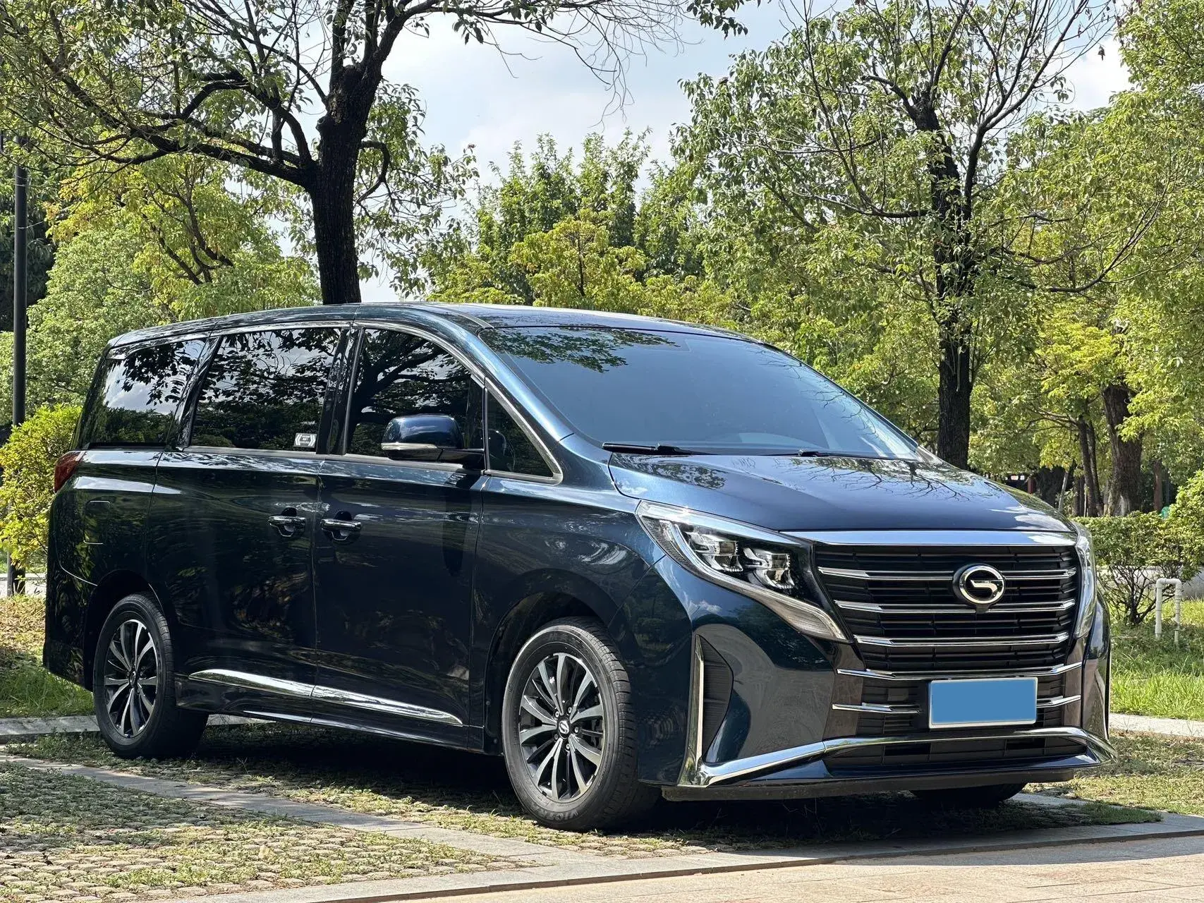 2023 GAC TRUMPCHI thumbnail 3