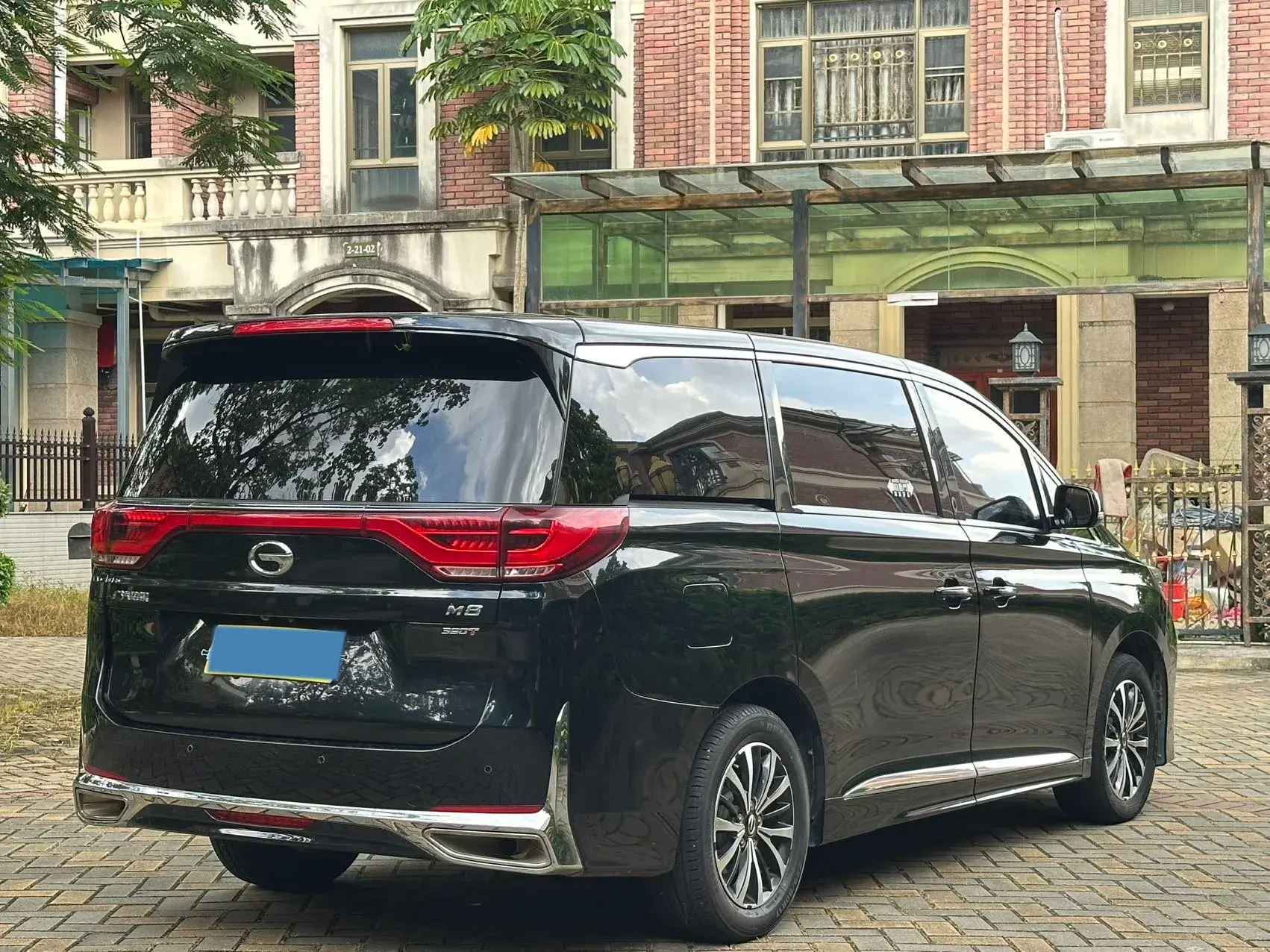 2021 GAC TRUMPCHI thumbnail 4