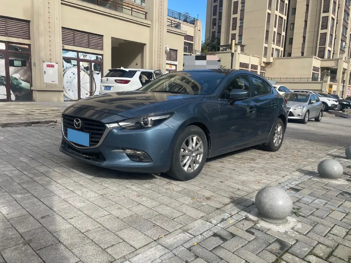 2019 Mazda 3 Axela 1.5L 117HP L4 6AT