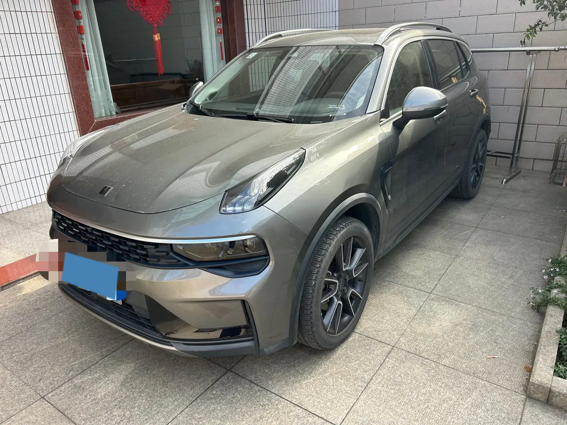 2021 LYNK&CO 01 view 1