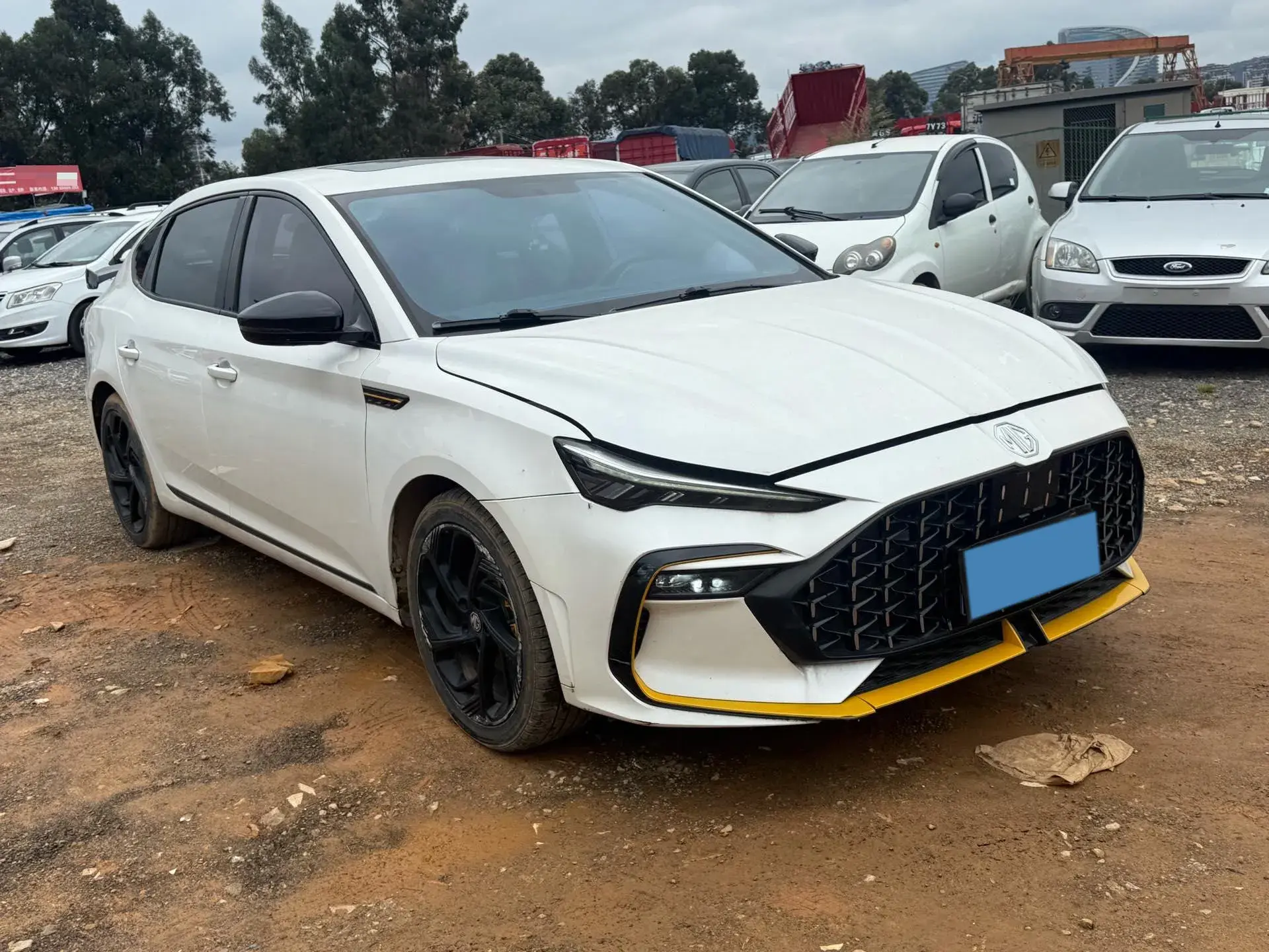 2021 MG MG6 thumbnail 3