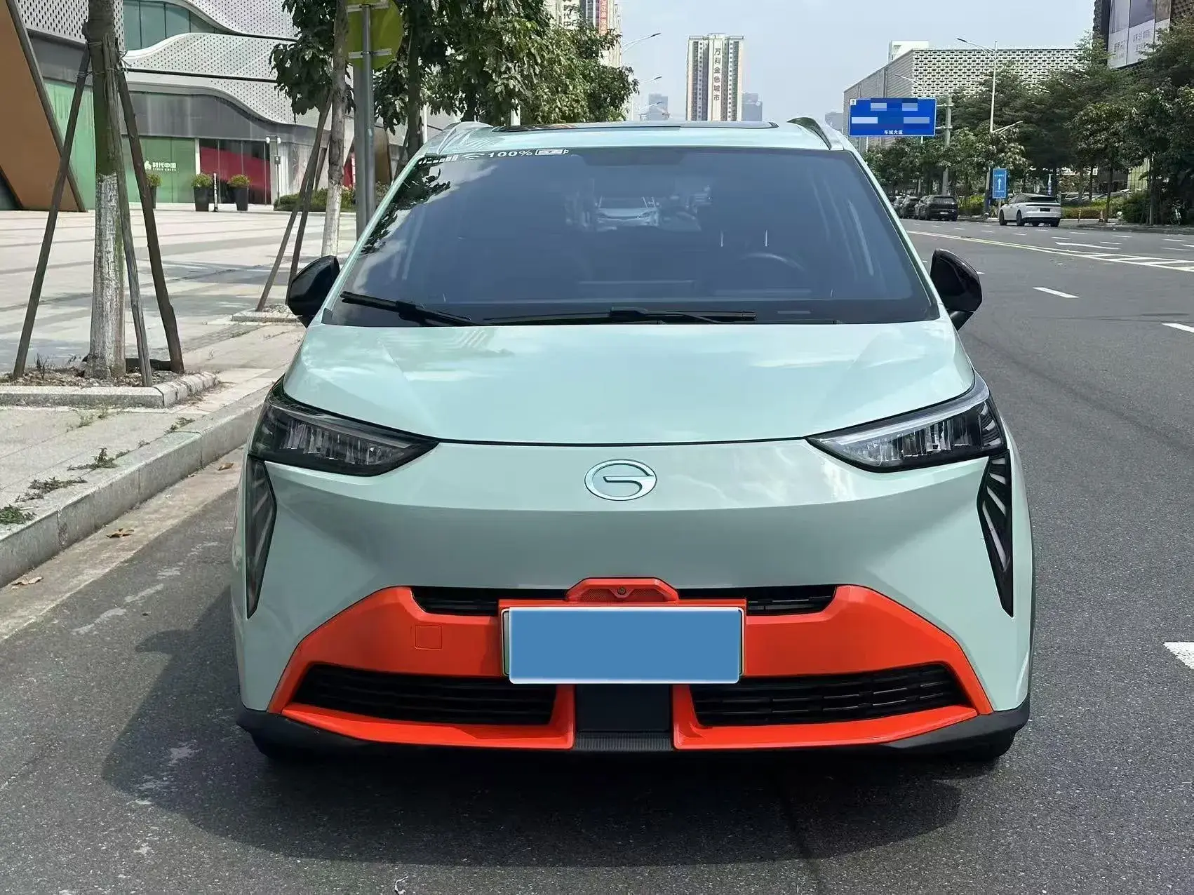 2022 AION Y thumbnail 3