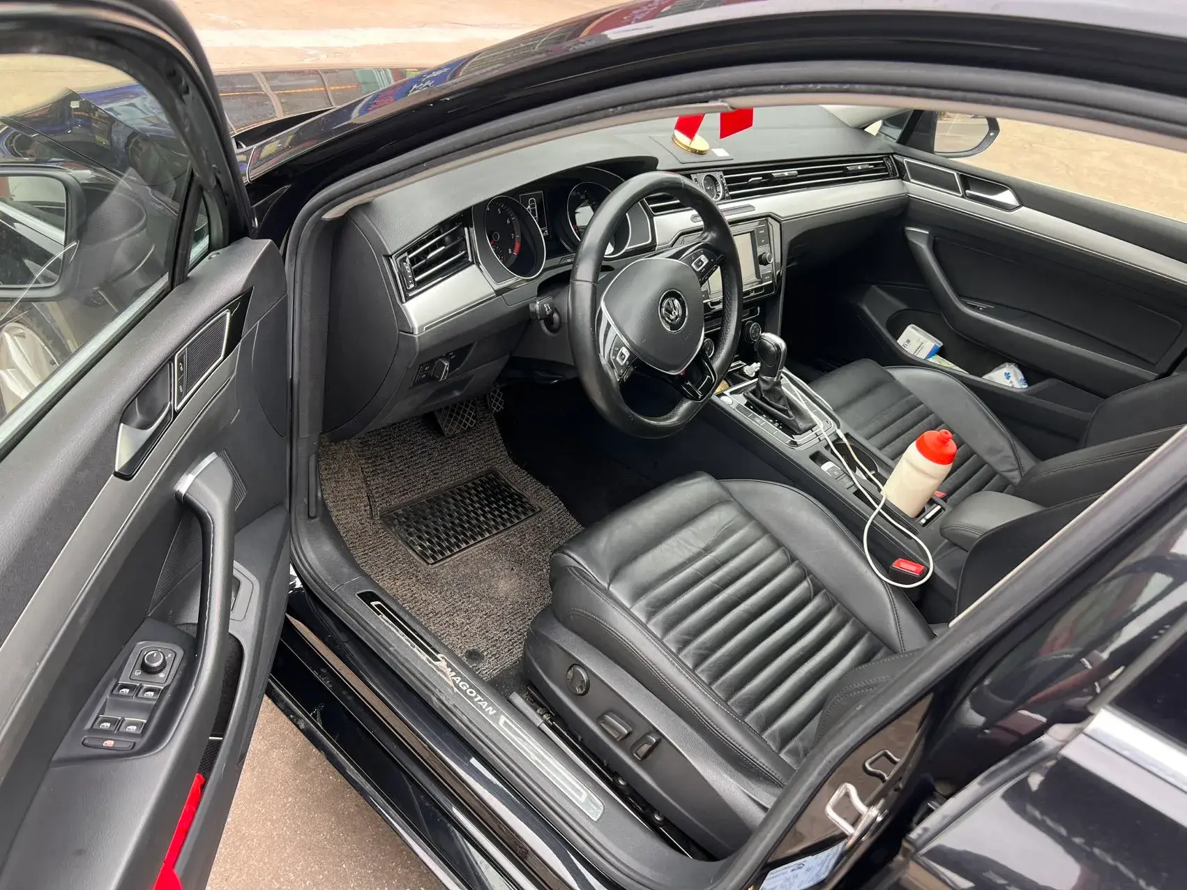 2019 VOLKSWAGEN MAGOTAN thumbnail 4