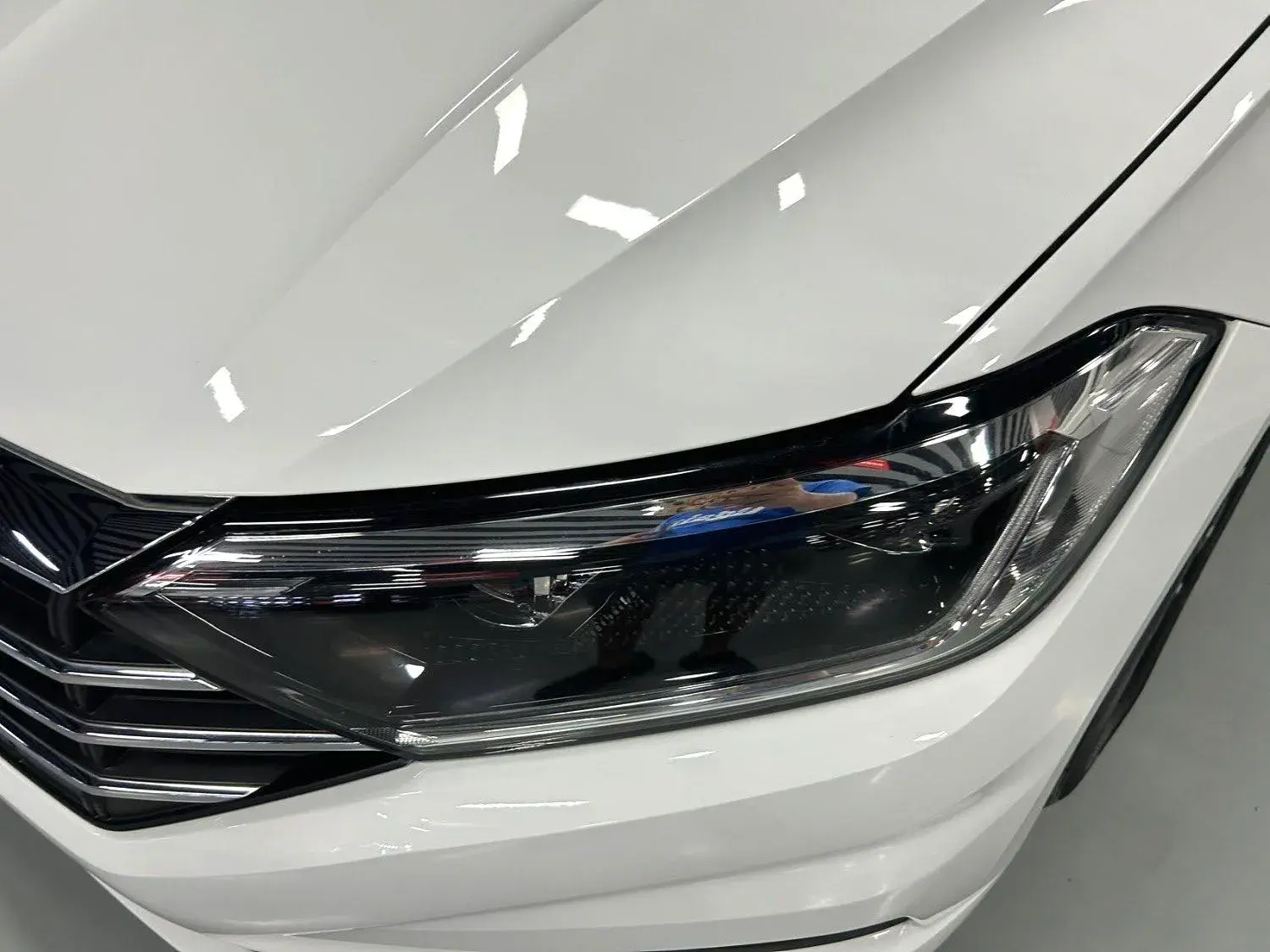 2020 VOLKSWAGEN SAGITAR thumbnail 3