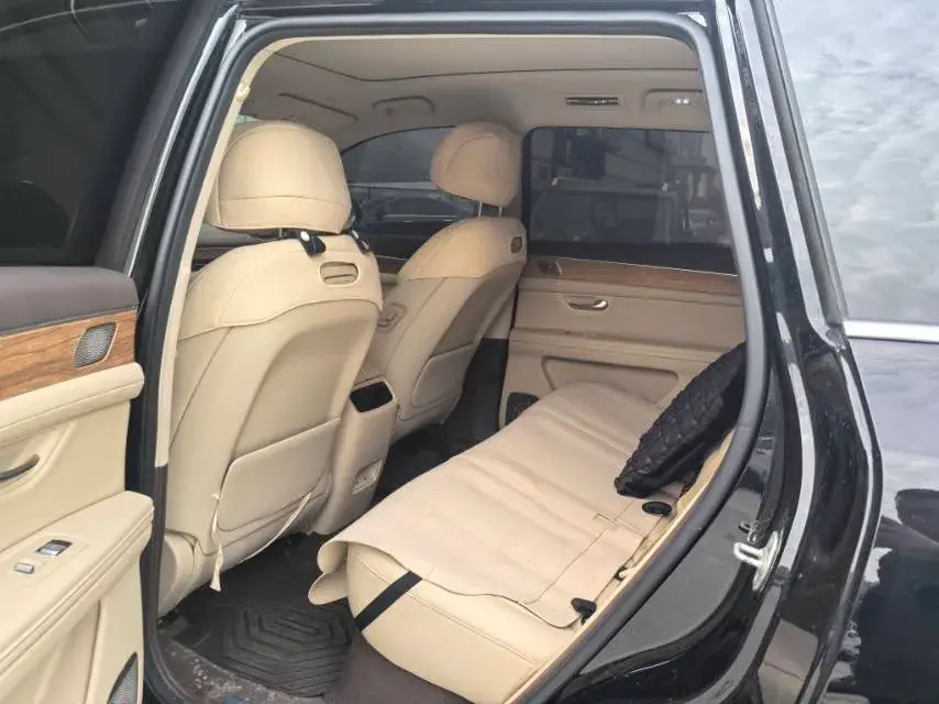 2024 AITO AITO thumbnail 4