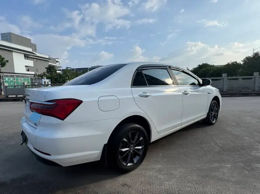 2021 BYD QIN thumbnail 4