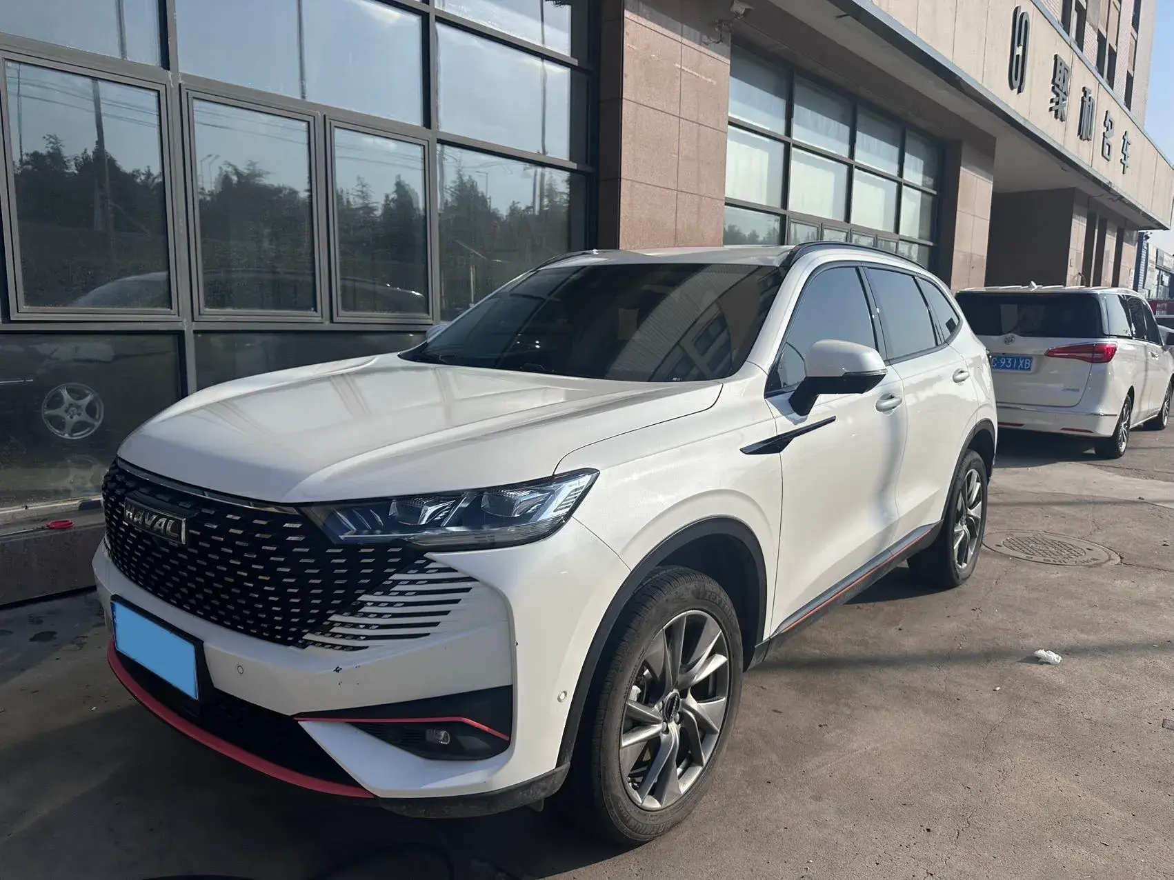2021 HAVAL H6 view 1