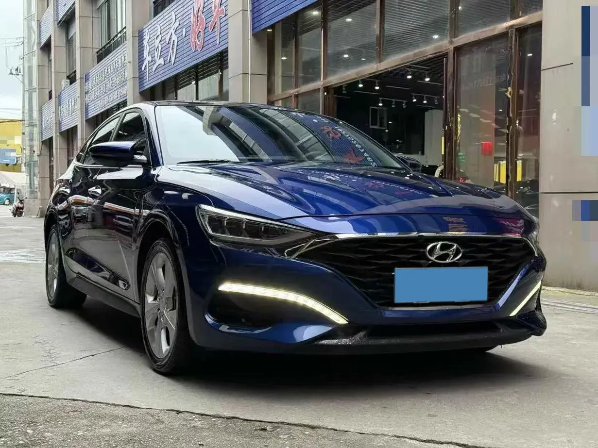 2019 HYUNDAI LA thumbnail 2